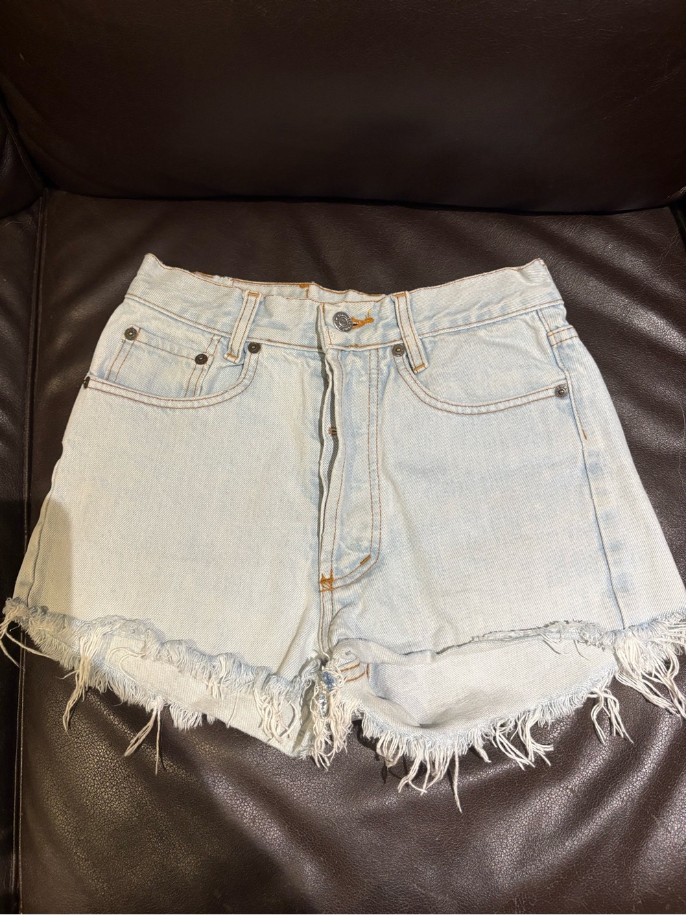 Vintage Levi’s High Rise Light Wash Denim Shorts